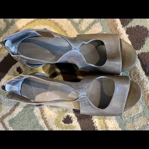 Antelope - size 40 great condition